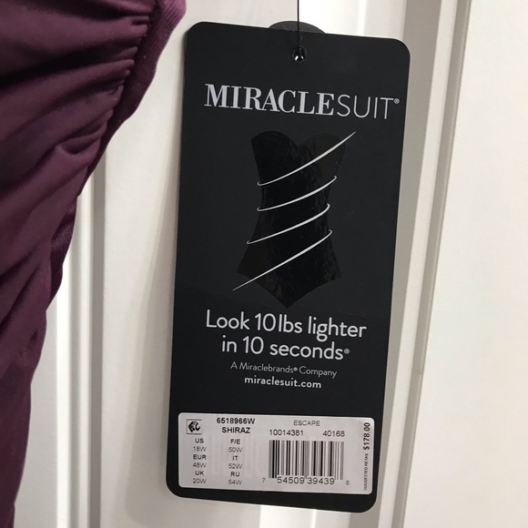 **MIRACLESUIT ESCAPE SWIMSUIT** - Picture 5 of 8